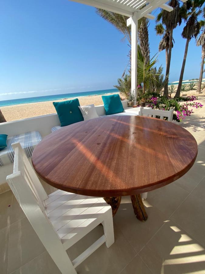 Villa Nº25B Alfredo Marchetti Suites On The Beach Praia Di Chaves Rabil Extérieur photo