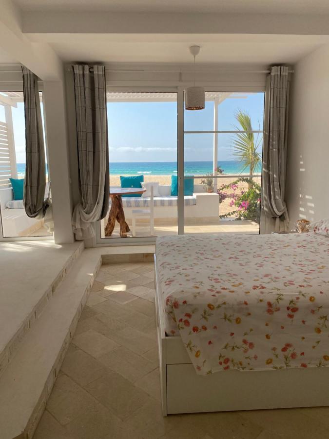 Villa Nº25B Alfredo Marchetti Suites On The Beach Praia Di Chaves Rabil Extérieur photo