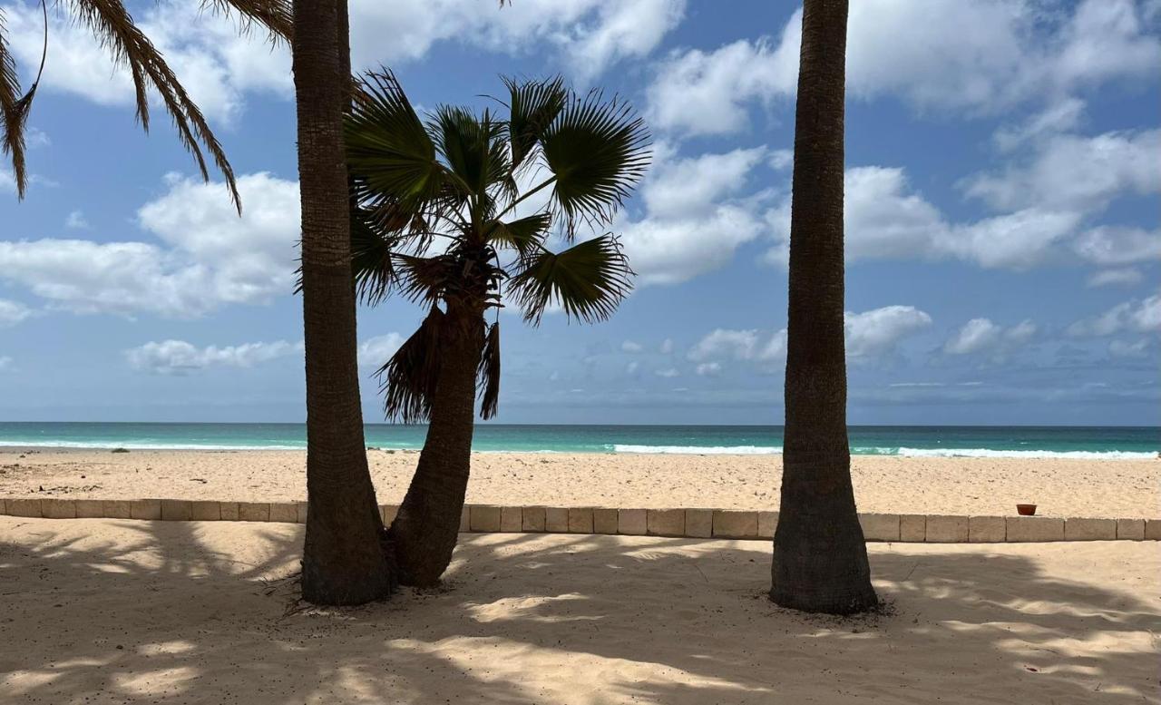 Villa Nº25B Alfredo Marchetti Suites On The Beach Praia Di Chaves Rabil Extérieur photo